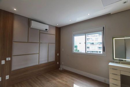 Apartamento à venda com 98m², 3 quartos e 2 vagas Apartamento à venda com 98m², 3 quartos e 2 vagasSuite