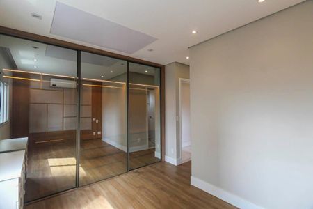 Apartamento à venda com 98m², 3 quartos e 2 vagas Apartamento à venda com 98m², 3 quartos e 2 vagasSuite