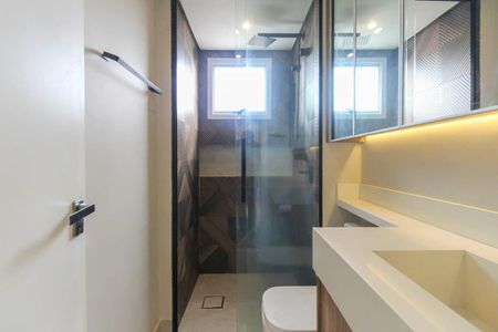 Apartamento à venda com 98m², 3 quartos e 2 vagas Apartamento à venda com 98m², 3 quartos e 2 vagasBanheiro da Suíte