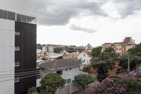 Apartamento à venda com 170m², 3 quartos e 3 vagasQuarto 2 - Vista