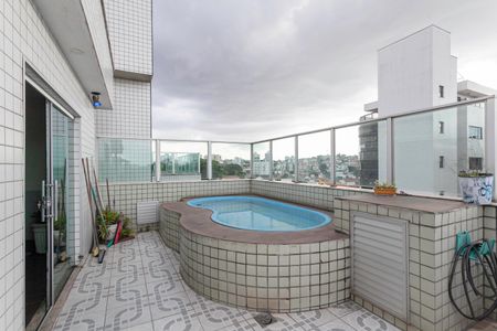 Apartamento à venda com 170m², 3 quartos e 3 vagasCobertura