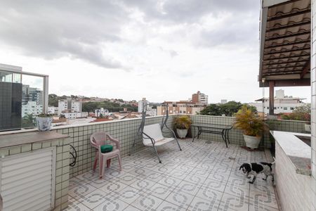 Apartamento à venda com 170m², 3 quartos e 3 vagasCobertura