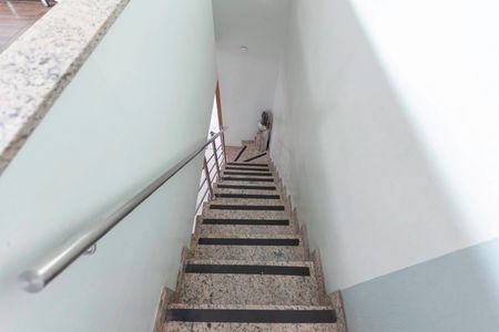 Apartamento à venda com 170m², 3 quartos e 3 vagasEscada