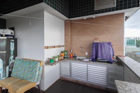 Apartamento à venda com 170m², 3 quartos e 3 vagasCobertura