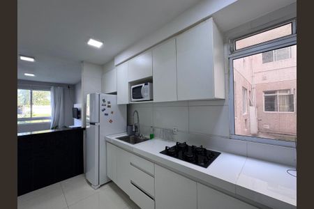 Apartamento à venda com 45m², 2 quartos e 1 vagaCozinha e Área de Serviço