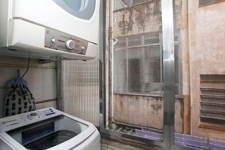 Apartamento à venda com 43m², 1 quarto e sem vagaÁrea de Serviço