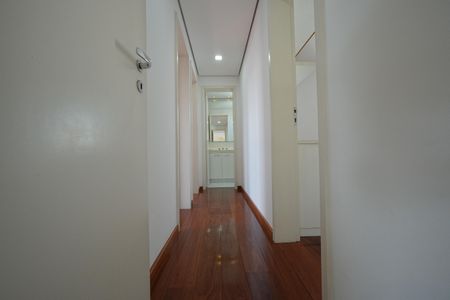 Apartamento à venda com 125m², 3 quartos e 2 vagasCorredor