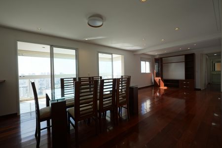 Apartamento à venda com 125m², 3 quartos e 2 vagasSala