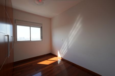 Apartamento à venda com 125m², 3 quartos e 2 vagasQuarto 2