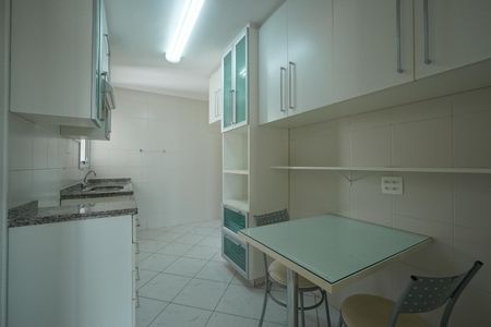 Apartamento à venda com 125m², 3 quartos e 2 vagasCozinha