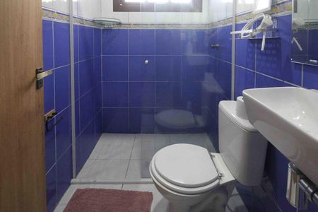 Casa para alugar com 49m², 2 quartos e sem vaga Casa para alugar com 49m², 2 quartos e sem vagaBanheiro social