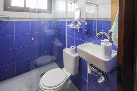 Casa para alugar com 49m², 2 quartos e sem vaga Casa para alugar com 49m², 2 quartos e sem vagaBanheiro social