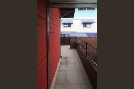 Casa para alugar com 49m², 2 quartos e sem vaga Casa para alugar com 49m², 2 quartos e sem vagaVaranda