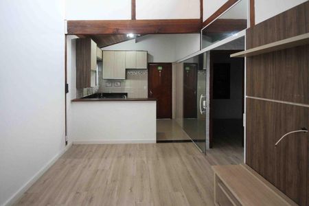 Sala de casa à venda com 2 quartos, 49m² em Jardim Planalto, São Paulo