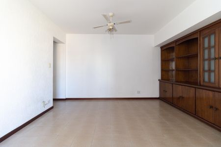 Apartamento à venda com 86m², 2 quartos e 1 vagaSala