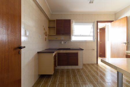 Apartamento à venda com 86m², 2 quartos e 1 vagaCozinha 