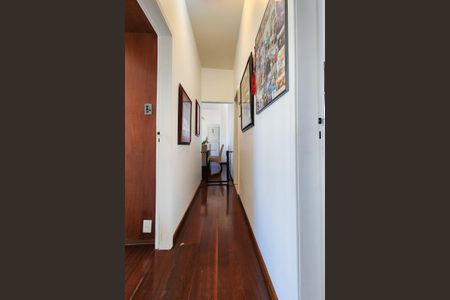 Apartamento à venda com 111m², 3 quartos e 1 vagaCorredor 