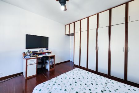 Apartamento à venda com 111m², 3 quartos e 1 vagaQuarto 2