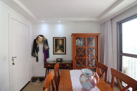 Apartamento à venda com 70m², 3 quartos e 1 vagaSala 