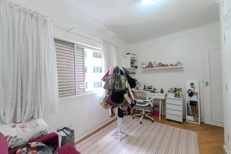 Apartamento à venda com 105m², 3 quartos e 1 vagaQuarto 2