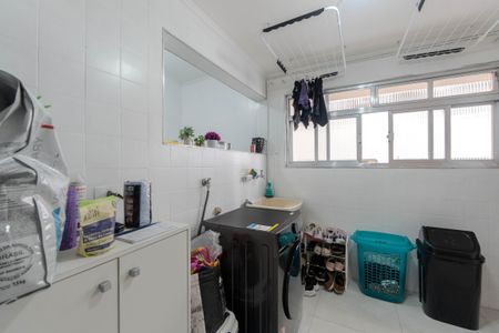 Apartamento à venda com 105m², 3 quartos e 1 vagaÁrea de Serviço