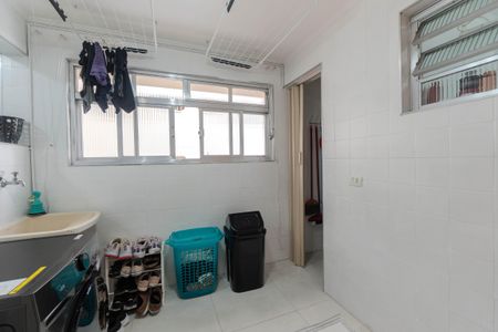 Apartamento à venda com 105m², 3 quartos e 1 vagaÁrea de Serviço