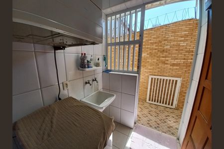 Casa para alugar com 116m², 3 quartos e 2 vagas Casa para alugar com 116m², 3 quartos e 2 vagasÁrea de Serviço