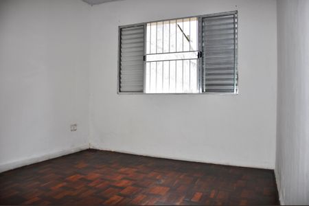 Casa para alugar com 100m², 3 quartos e 1 vaga Casa para alugar com 100m², 3 quartos e 1 vagaDetalhe - Quarto 01