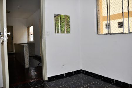 Casa para alugar com 100m², 3 quartos e 1 vaga Casa para alugar com 100m², 3 quartos e 1 vagaDetalhe - Quarto 02