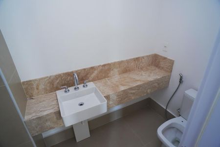 Apartamento à venda com 75m², 2 quartos e 2 vagasBanheiro Suíte Principal