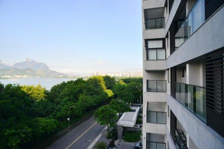 Apartamento à venda com 75m², 2 quartos e 2 vagasVista Varanda