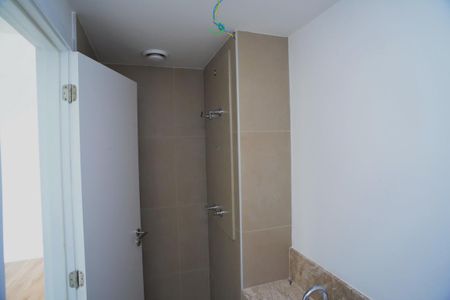 Apartamento à venda com 75m², 2 quartos e 2 vagasBanheiro Suíte Principal