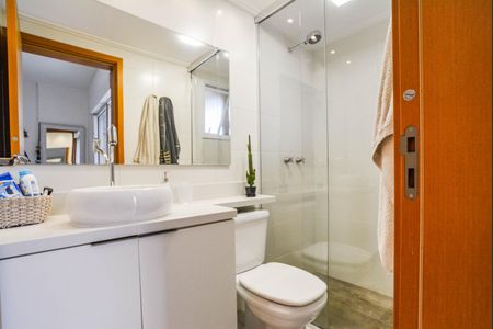 Apartamento à venda com 118m², 2 quartos e 2 vagasBanheiro da Suíte 1