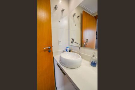 Apartamento à venda com 118m², 2 quartos e 2 vagasBanheiro da Suíte 1