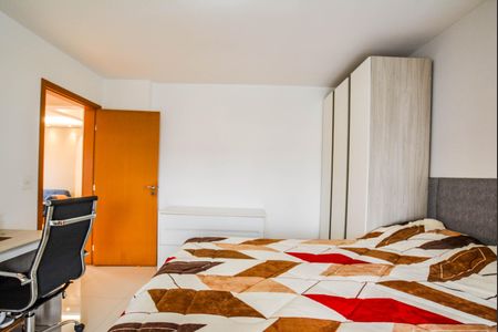 Apartamento à venda com 118m², 2 quartos e 2 vagasSuíte 2