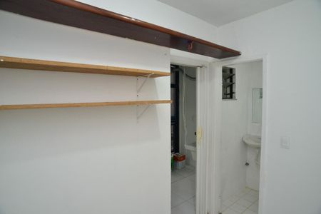 Apartamento para alugar com 80m², 2 quartos e 2 vagas Apartamento para alugar com 80m², 2 quartos e 2 vagasQuarto de Serviço