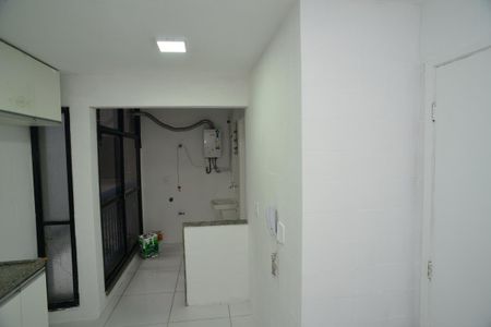 Apartamento para alugar com 80m², 2 quartos e 2 vagas Apartamento para alugar com 80m², 2 quartos e 2 vagasCozinha
