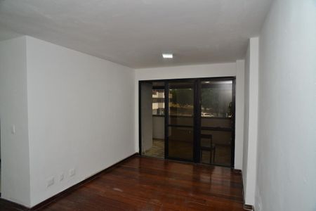 Sala de apartamento para alugar com 2 quartos, 80m² em Barra da Tijuca, Rio de Janeiro
