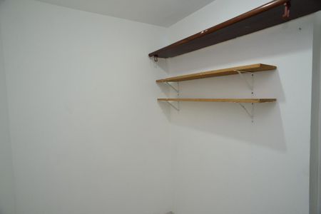 Apartamento para alugar com 80m², 2 quartos e 2 vagas Apartamento para alugar com 80m², 2 quartos e 2 vagasQuarto de Serviço