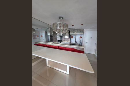 Apartamento para alugar com 70m², 2 quartos e 1 vaga