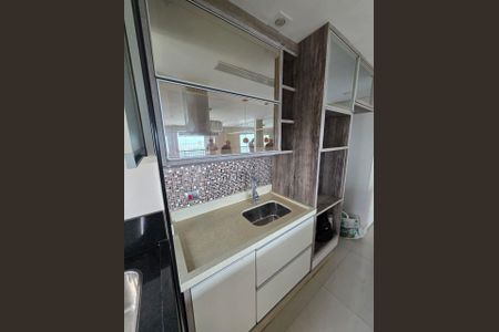 Apartamento para alugar com 70m², 2 quartos e 1 vaga