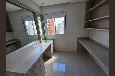 Apartamento para alugar com 70m², 2 quartos e 1 vaga