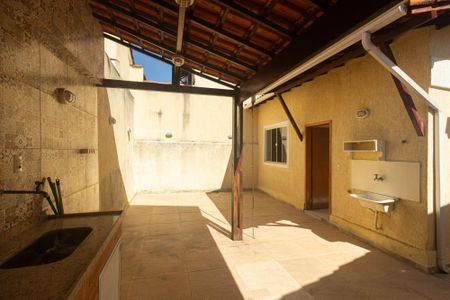 Casa de condomínio para alugar com 190m², 2 quartos e 2 vagasVaranda gourmet