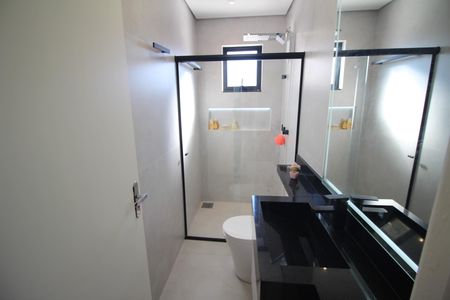 Casa à venda com 330m², 4 quartos e 5 vagasBanheiro 3