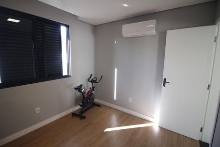 Casa à venda com 330m², 4 quartos e 5 vagasQuarto 2