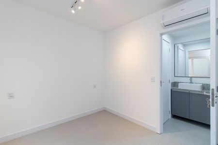 Quarto de apartamento para alugar com 1 quarto, 28m² em Farroupilha, Porto Alegre