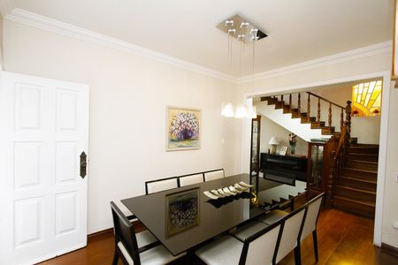 Casa à venda com 220m², 3 quartos e 1 vagaSala de Jantar