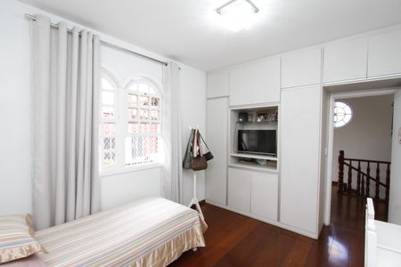 Casa à venda com 220m², 3 quartos e 1 vagaQuarto 2