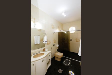 Casa à venda com 220m², 3 quartos e 1 vagaBanheiro Social