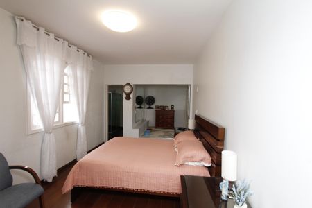 Casa à venda com 220m², 3 quartos e 1 vagaQuarto 3 - Suíte